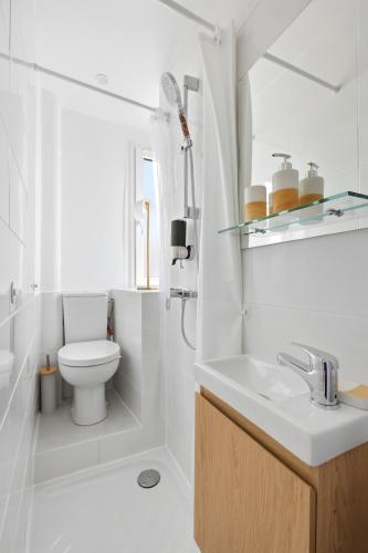 Lovely Montmartre Studio Near Sacré-Cœur - image 10