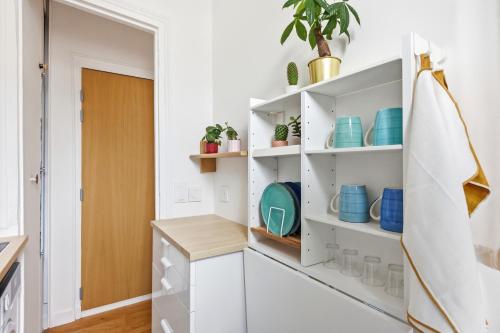 Lovely Montmartre Studio Near Sacré-Cœur - image 6