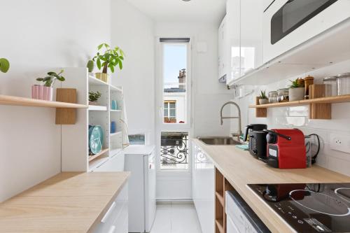 Lovely Montmartre Studio Near Sacré-Cœur - main image