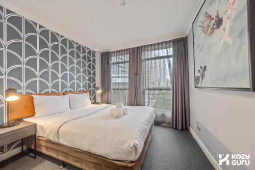 KozyGuru | Haymarket | Escape to the City - image 14