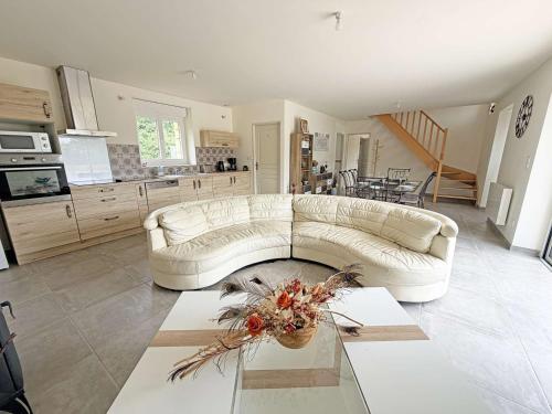 Maison en pierre avec piscine privée - 6 pers. - FR-1-824-29 (Maison en pierre avec piscine privee - 6 pers. - FR-1-824-29) in Journiac