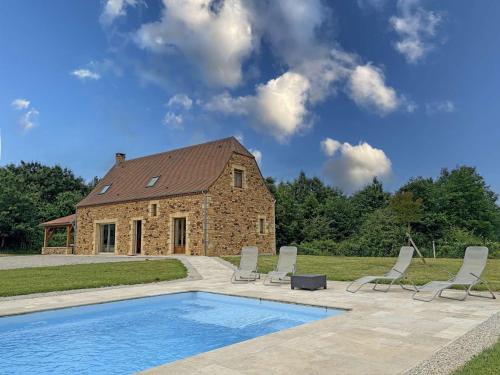 Maison en pierre avec piscine privée - 6 pers. - FR-1-824-29 (Maison en pierre avec piscine privee - 6 pers. - FR-1-824-29) in Journiac