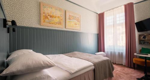 1 twin bed