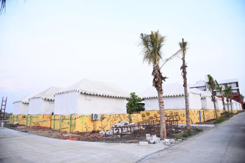 Chitra's City Side Resort in Chincholikati
