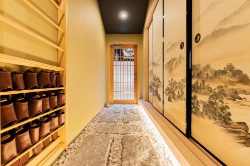 TsuruINN 3 min Tengachaya, Direct to KIX siuni in Nishinari Ward