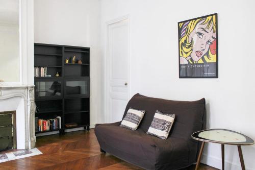 Bright stay in the heart of Paris for 4 people - image 3