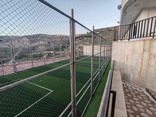 طلة ماحص in 살트