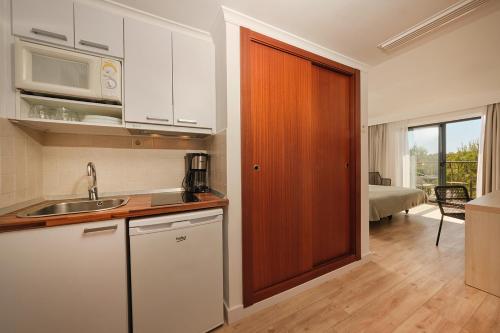 Hotel Playa Mondrago Room Type - Studio