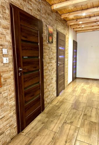 Dom nad jeziorem z prywatną plażą i prywatną przestrzenią 20000m2 (Dom nad jeziorem z prywatna plaza i prywatna przestrzenia 20000m2) in Sierpc