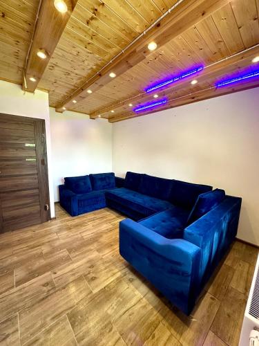 Dom nad jeziorem z prywatną plażą i prywatną przestrzenią 20000m2 (Dom nad jeziorem z prywatna plaza i prywatna przestrzenia 20000m2) in Sierpc
