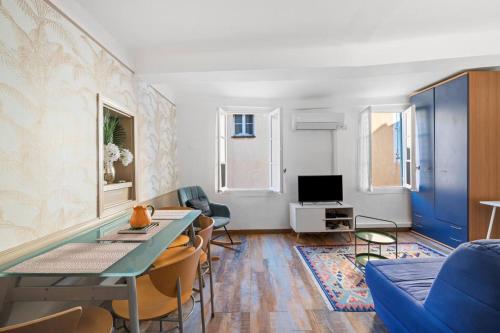 L22 Staywizus - 1 BDR Old Nice - 5 min walk sea - AC
