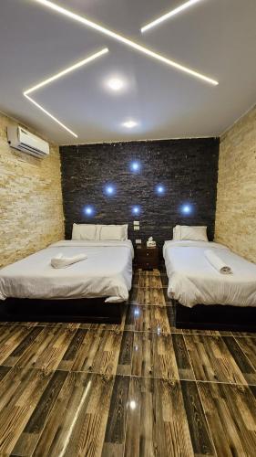 Vida Pyramids Inn - image 9