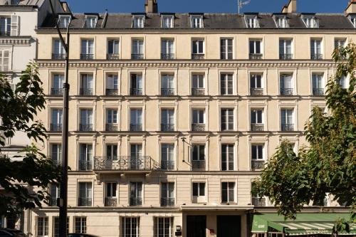 Astrid Hotel - image 3
