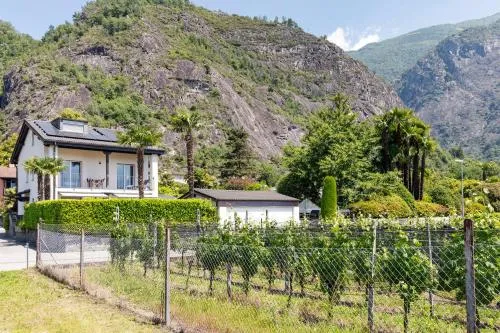 Casa QUATTRO FIUMI in Tegna, Schweiz