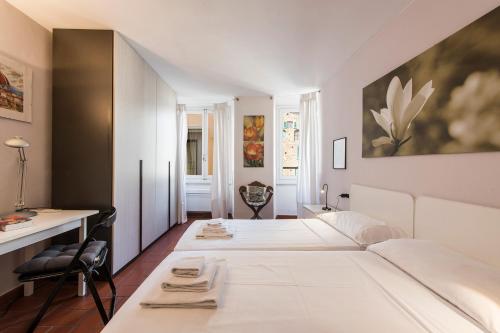 Apartments Florence- Oche 1 bdr with Duomo view - image 6