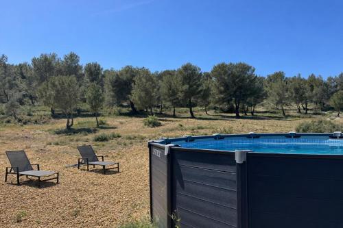Peldbaseins, Cabane avec piscine privée en Provence Terrasse & Nature (Cabane avec piscine privee en Provence Terrasse & Nature) in Lancon-Provence