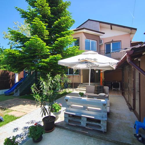 Casa Aura Costinesti – khách sạn tại Schitu