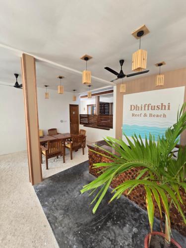 Lobby, Dhiffushi Reef & Beach in North Male Atoll