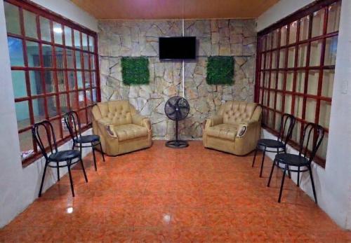 Hostel del Pacífico Habitaciónes con baño privado y aire acondicionado (Hostel del Pacifico Habitaciones con bano privado y aire acondicionado) in Пунтаренас