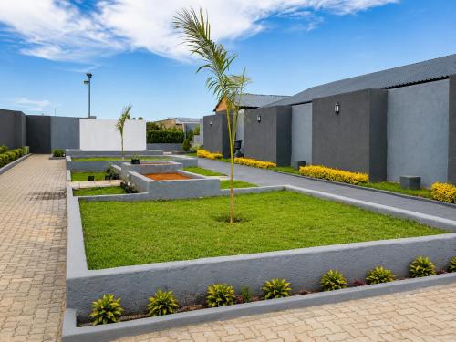 La Aura Lifestyle Lodge in Ngwaritsi