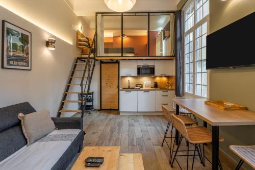 Duplex Mirabeau - hyper centre-ville - Calme