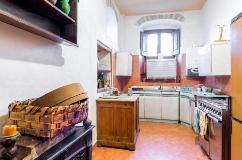 кухня, San Pietro Country House bb Irpinia in Патернополі