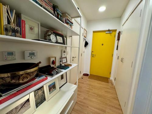 Entrance, Rooftop - London Eye View - Zone 1 Design Flat in Buckhurst Hill