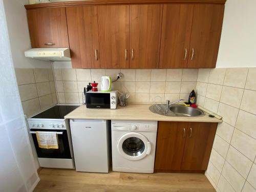 Nagyerdő Naplemente Apartman Debrecen (Nagyerdo Naplemente Apartman Debrecen) in อุยเกร์ต