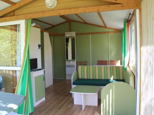 Chalet climatise - 5 pers., animaux OK - API-1-52-2782 in Saint-Point
