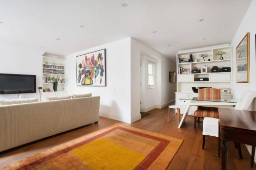 Courtfield Road II - image 7