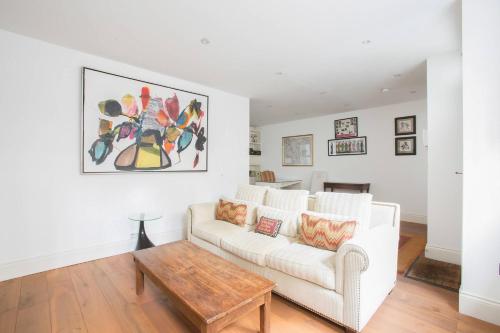 Courtfield Road II - image 13