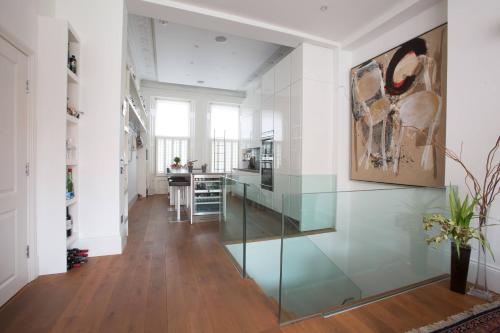 Courtfield Road II - image 9