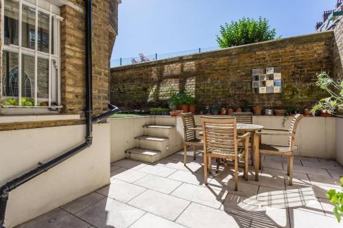 Holland Park Avenue VII - image 4