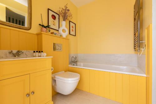 Milborne Grove - main image