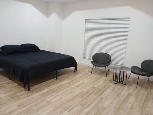 4BR Atlanta Retreat with 2 King Beds WiFi in Peoplestown
