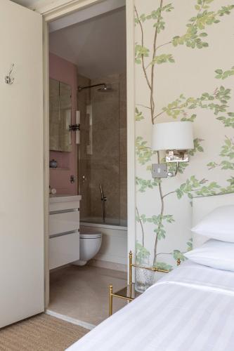 Chepstow Road X - image 10