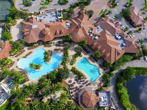 Naples Waterfront Oasis Private Pool Hot Tub & Stunning Views in Lely Resort