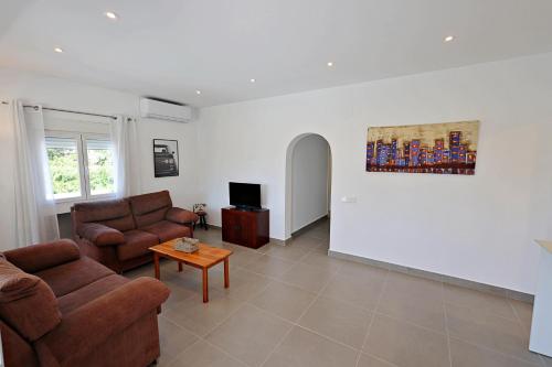 Miquel - pretty holiday property with garden and private pool in Moraira - image 2
