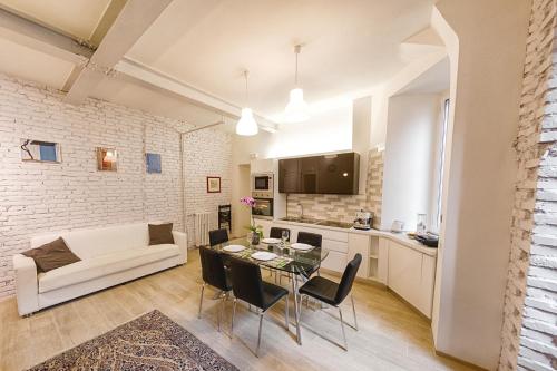 Modern Apartment near Colosseum, Rom (Foto 3)