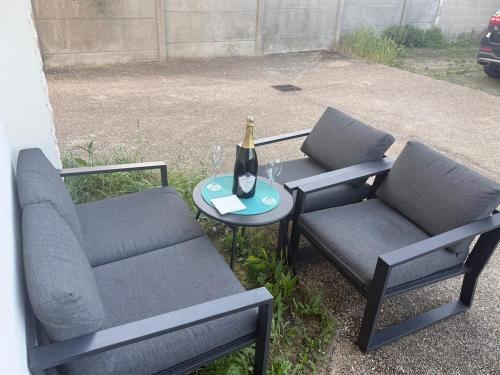 Skats, Appartement confort, à 20 mn de PARIS SAINT LAZARE (Appartement confort, a 20 mn de PARIS SAINT LAZARE) in Cormeilles-en-Parisis