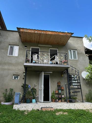 LeriMari, Mestia