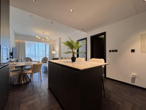 Modern 1-Bedroom Apartment in Al Jaddaf near Downtown Dubai & Dubai Creek, Dubai