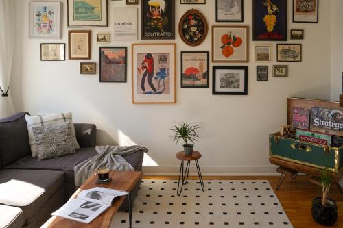 Barel Residence - 2BR Apartment - Free Parking - 15 min to MTL – khách sạn tại Longueuil