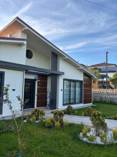 Villa suit in Cukurcayir