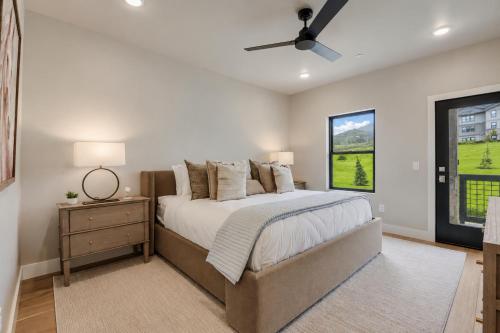 Luxury New Build w Ski Storage Fire Pit BBQ 1122 - image 11