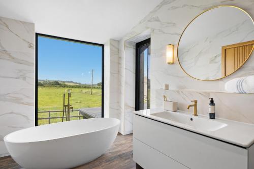 The Retreat at Strashleigh Manor Farm - A Luxury Devon Country Escape in Ermington