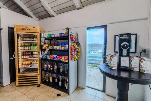 B22 condo in Smith Bay