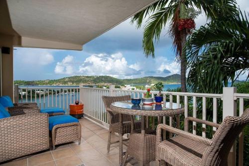 B22 condo in Smith Bay