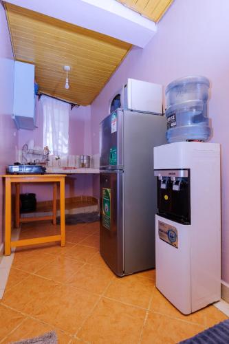 Laverone Studio bnb Thika in Thika