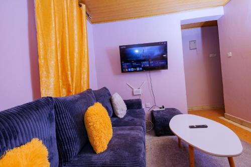 Laverone Studio bnb Thika in Thika